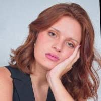 900+ "Julia Matos" profiles