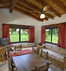 Te damos las claves para lograr una casa de campo de revista, de las que invitan a relajarse, más allá del estilo rústico. Decoracion De Casas De Campo