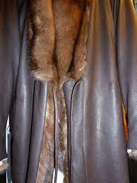 Here We Are Back To Finishing This Beautiful Re Purposed Sable Coat Only Now We Can Call It A Gorgeous Deerskin Leather Jacket Lin Fur Coat Sable Fur Coat Fur