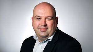 Georg thoma, membro del consiglio direttivo della deutsche bank e capo della commissione integrità, se n'è dovuto andare perché troppo. Streit Im Deutsche Bank Aufsichtsrat Aufklarer Georg Thoma Wirft Hin
