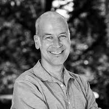 Andrew Liles's Instagram, Twitter & Facebook