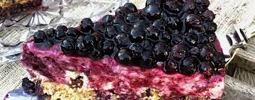 Heidelbeer Hanuta Torte Aus Meinem Kuchen Und Tortenblog Heidelbeeren Kuchen Heidelbeertorte Fruchtige Torten