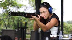 菜鸟教程(www.runoob.com)提供了编程的基础技术教程, 介绍了html、css、javascript、python，java，ruby，c，php , mysql等各种编程语言的基础知识。 同时本站中也提供了大量的在线实例，通过实例，您可以更好的. æ­£å¦¹å¸¶ä½ å‹• æ„›ä¸Š çœŸæ§å¯¦å½ˆ æ­£å¦¹é™³ç«‹æ³ æŒ'æˆ°ä¸å®šå'é£›é¶ é‹å‹• ä¸‰ç«‹æ–°èžç¶²setn Com