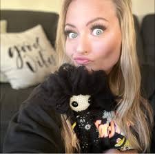 Custom fit Crocheting -Danielle Petit updated their profile picture.