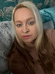 Happy Thur anyone fancy a chat