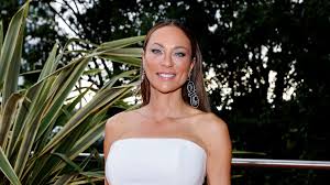 AV4US members-only full scene