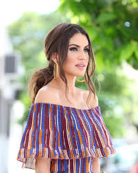 Pin On Camila Coelho Fashion Beauty Blogger
