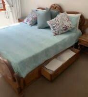 Get the best deals on solid wood bedroom furniture set and suites. Solid Wood Bedroom Furniture In South Africa Gumtree Classifieds In South Africa P5
