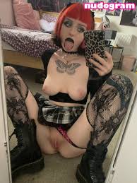 Shades_of_lavender  _shades_of_lavender_  gothwaifuclique Nude Leaks  OnlyFans Photo 20 - Nudogram v2.1