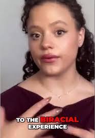 Sarah Jeffers's Instagram, Twitter & Facebook