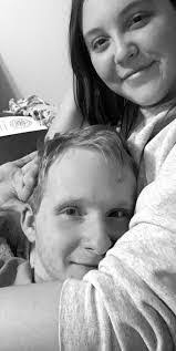 Caitlyn Allen's Instagram, Twitter & Facebook