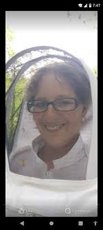 Beekeeper challenge “help other become beekeepers”