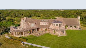 If you are building a compound wall you would certainly need people who built such walls and deal in building structural services. The Obamas Just Bought A Martha S Vineyard Compound For 14 85 Million Robb Report