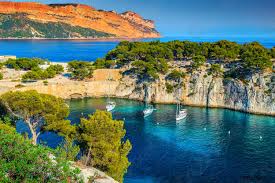 Marsylia plaże info to aplikacja, która pozwala na: Calanques De Port Pin Bay In Cassis In Der N Foto Vorratig Crushpixel