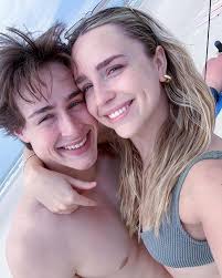 meredith wright (@_meredithwright) • Instagram photos and videos