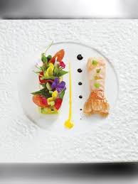 Langoustine Cuite A La Nage D Une Soupe Au Pistou En Habit De Lard De Colonnata Thuries Gastrono Lard De Colonnata Recette Gastronomique Entree Gastronomique