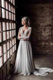 3.9 out of 5 stars. 25 Wedding Dresses With A Lace Bodice And A Plain Skirt Weddingomania