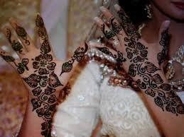 صور نقوش حناء عرايس 2015 نقش حنه جديد نقش حناء عرايس ناعم Henna Hand Tattoo Hand Tattoos Henna