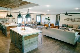 The Peach House Magnolia Homes Fixer Upper Kitchen Remodel Fixer Upper Kitchen