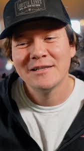 Joni Todd's Instagram, Twitter & Facebook