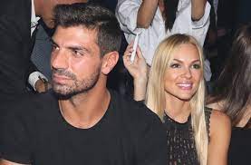27 ιουνίου 1988) είναι ελληνίδα ηθοποιός και παρουσιάστρια. Meta To Kryftoyli H Biky Kabboyra Epibebaiwnei Ton Xwrismo Ths Apo Ton Giwrgo Biggo Nai Isxyei O Ti 8es Na Ma8eis Sto Patkiout