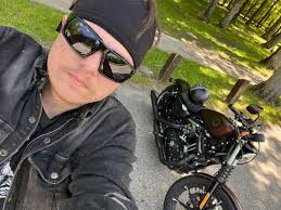 Is this site nothing but scammers I have had numerous woman asking for  money or wanting me to give out person information. Also alot of them are  not even in Michigan |