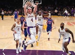 Lakers Vs Knicks Preview Tv Info L A Looking To Keep Perfect Record Against Sub 500 Teams