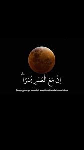 Namun di antara beberapa momen mengabadikan gerhana bulan ada beberapa yang malah mengunggah editan tentang gerhana bulan yang kocak abis. Sesungguhnya Sesudah Kesulitan Itu Ada Kemudahan