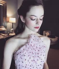 60+ Hot Pictures Of Mackenzie Foy Whic Are Mind-Blowing – The Viraler