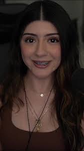 Melissa Falcone's Instagram, Twitter & Facebook