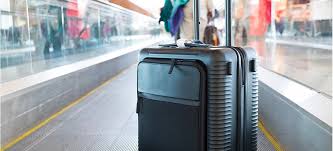 Découvrez une checklist pour ne pas oublier l'essentiel dans vos bagages. Test De La Valise Cabine Horizn Studios Model M Antoine Guilbert