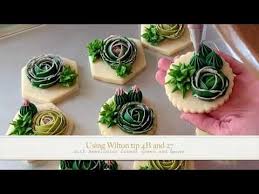 My Favorite Buttercream Recipe For Piping Gorgeous Sturdy Succulents And Flowers In 2020 Buttercream Recipe For Piping Butter Cream Succulent Cupcakes