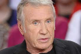 Изучайте релизы yves renier на discogs. Yves Renier Explique Son Absence A L Enterrement De Johnny Hallyday