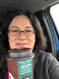 Great way to start the first morning at the beach! 🌊 🥯🍓☕️📖