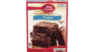 Stir brownie mix, water, oil and eggs in medium bowl until well blended. Betty Crocker Fudge Brownie Mix Bettycrocker Com