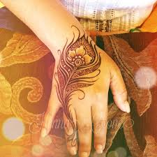 Feathery Bits Henna Feather Uplandlemonfestival Lovemylife Modern Henna Designs Wrist Henna Henna Feather