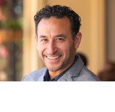 Barry Eggleston's Instagram, Twitter & Facebook