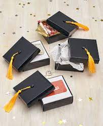 Set Of 4 Graduation Cap Gift Card Boxes Regalos Para Graduado Regalos De Graduacion Fiestas De Graduacion Universitaria