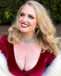 Day 25: Barbie Bounding 2007 Holiday Barbie Here's my details post for my  Holiday Barbie bound! My earrings, necklace, and bracelets are all vintage!  My faux fur shawl is from @uniquevintage. My