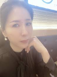 杨：先生on X: 之前约过的熟女，78年的，微信约的，聊了有点久，，，可惜没拍视频，，，本人气质类型t.coJ2oMWd7gl6   X