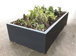 Handmade using the finest quality materials by skilled craftsmen and fired at optimum temperatures for strength and durability, these frostproof pots and planters will create an impressive feature display in your garden. Large Trough Planters