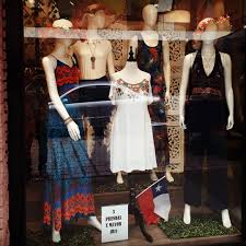 Calidad y precios bajos, compare y compruebe www.patronatopormayor.cl Venta Vestidos Patronato Por Mayor En Stock