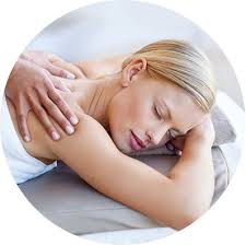 À l'occasion de la fête des mères le 29 mai, la chaîne de parfumeries française marionnaud a lancé une campagne «born to be a beautiful woman», soit en français, «née pour être une jolie maman». Services