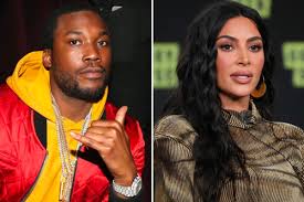 Meek mill seems to have responded to kanye west's suggestion that he slept with kim kardashian, essentially calling the rapper/fashion designer a liar. What Are The Meek Mill And Kim Kardashian Rumours