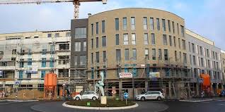 Möchtest du eine wohnung in brühl/rheinland mieten, musst du also nicht mehr gezielt provisionsfreie wohnungen suchen. Bruhl Gebaudekomplex Neben Giesler Galerie Soll Bald Fertig Sein Kolner Stadt Anzeiger