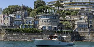 Hôtels à dinard avec une vraie vue mer. A Dinard L Ultime Metamorphose De La Villa Bric A Brac Le Point