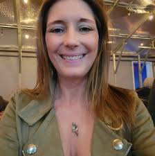 What vendor or craft shows are in St. Clair or Macomb county areas?