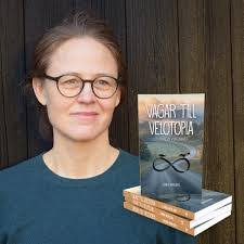 Lisa Lunde's Instagram, Twitter & Facebook