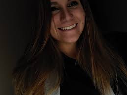 Hi there. I am Amanda, from the US. 41 years young and newly single,  looking for new friends and penpals. I am a nerd, love to game and enjoy  learning about other