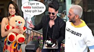 You must have seen that he is rarely seen at bollywood parties. Tiger Shroff Birthday Celebration With Baaghi 3 Cast Shraddha Kapoor And Ritesh Deshmukh Youtube